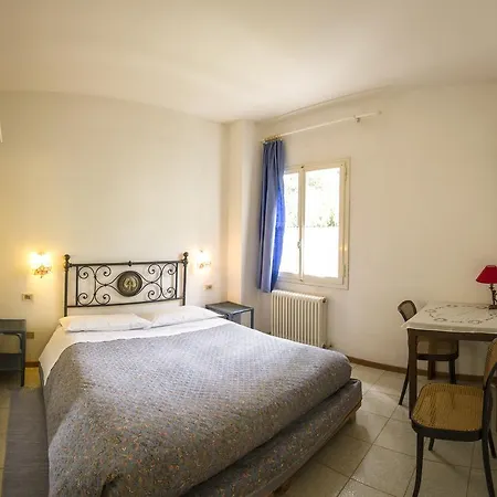 Fedora Aparthotel
