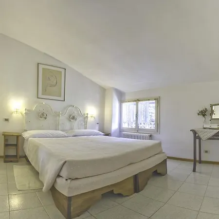 费多拉别墅公寓 公寓式酒店 利扎诺因贝尔韦代雷