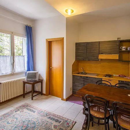 Fedora شقة فندقية