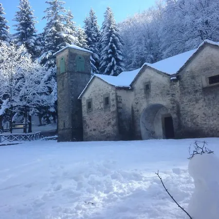 Fedora شقة فندقية ليتسانو في بلفيردي